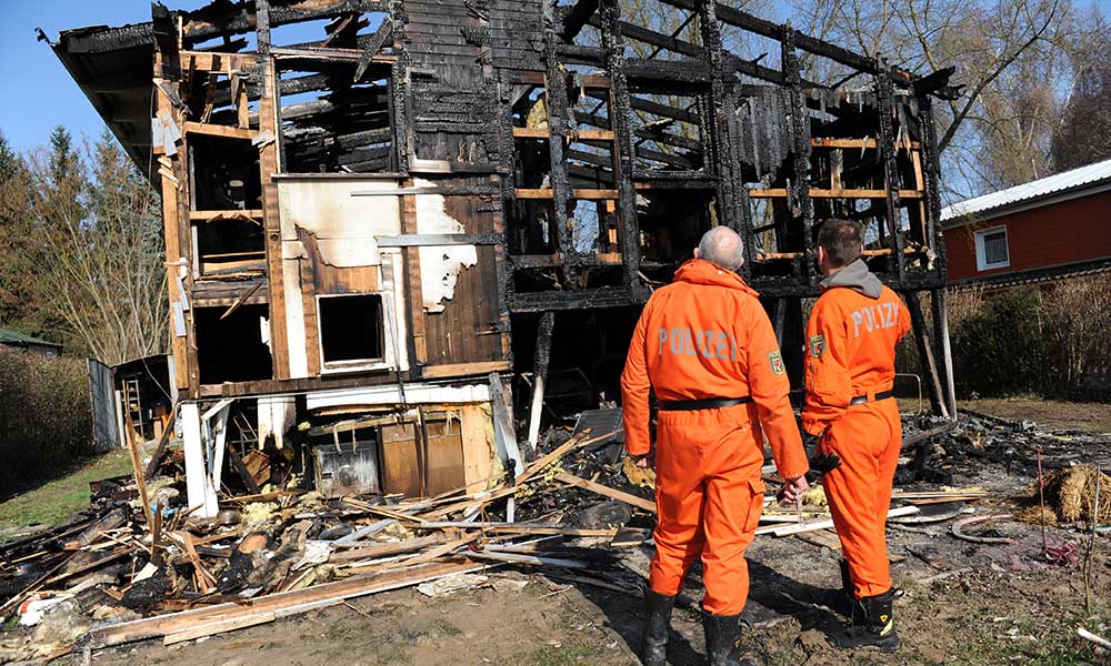 How To Become An Arson Investigator: Career & Salary Information