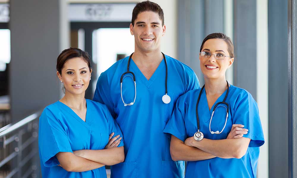 What Is The Difference Between A Nurse And A Scrub Nurse?